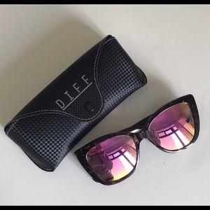 DIFF SUNGLASSES